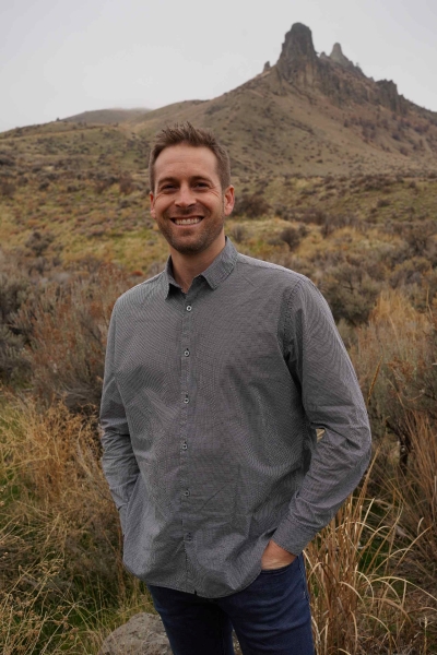 Dr. Eric Nelson